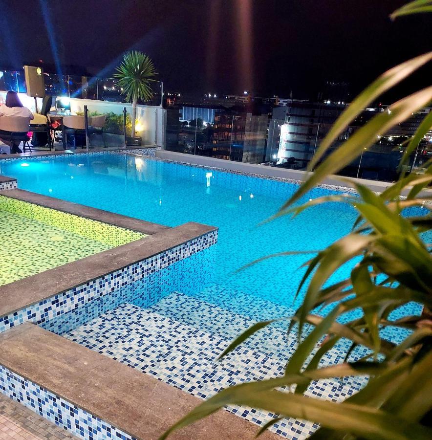 El Vistra Hotel Angeles Luaran gambar