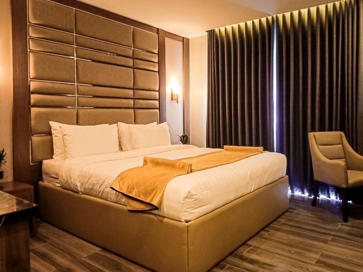 El Vistra Hotel Angeles Luaran gambar